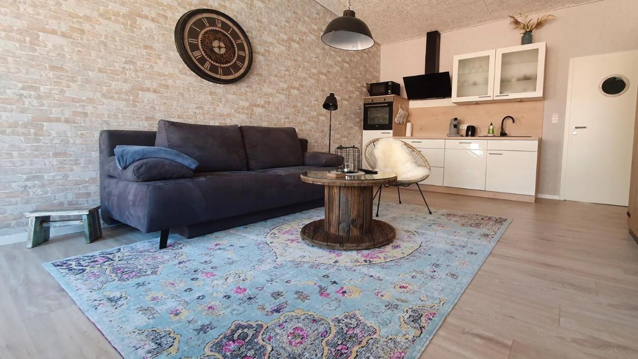 Wilhelms Mitte Apartment Вилхелмсхафен Екстериор снимка
